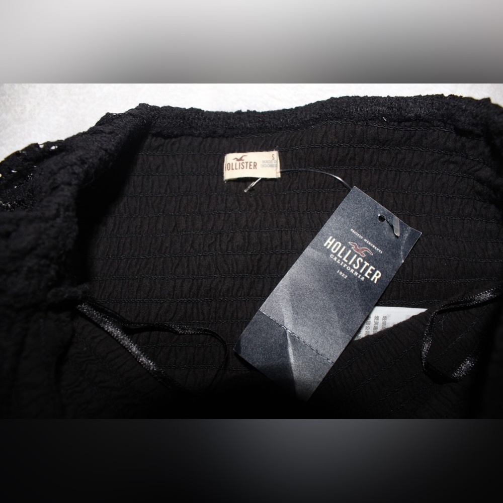 (2 Items)Hollister Reversible Tube Top & Hollister Smocked Ruffle Crop Tube Top - Picture 5 of 7